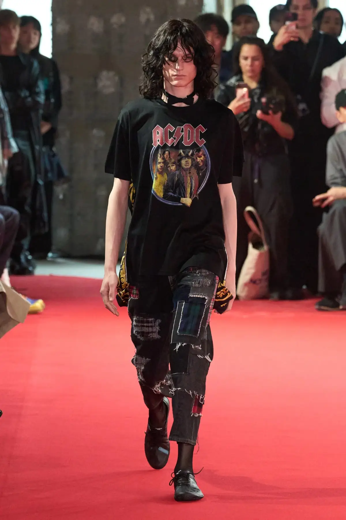 Junya Watanabe MAN redefines formalwear for Spring 2025 with denim and patchwork mastery